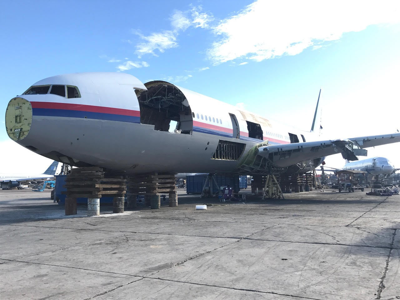 ボーイング 777 プレーンタグ テール# N318MY
