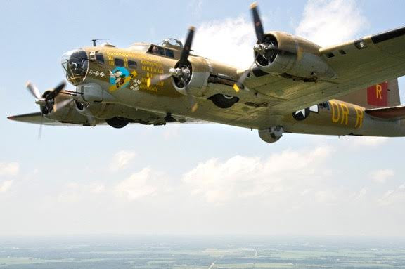Boeing B-17 Nine-O-Nine - 44-83575