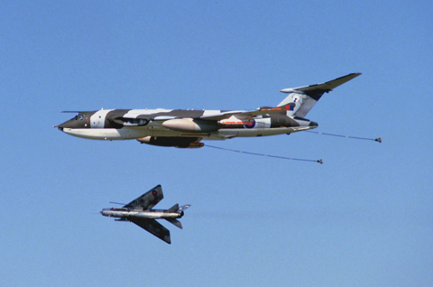 The Handley Page Victor: A V-Bomber That Delivered