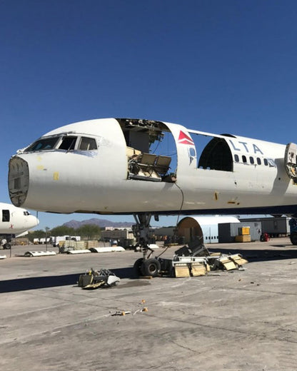 Boeing 757 PlaneTag – 602DL